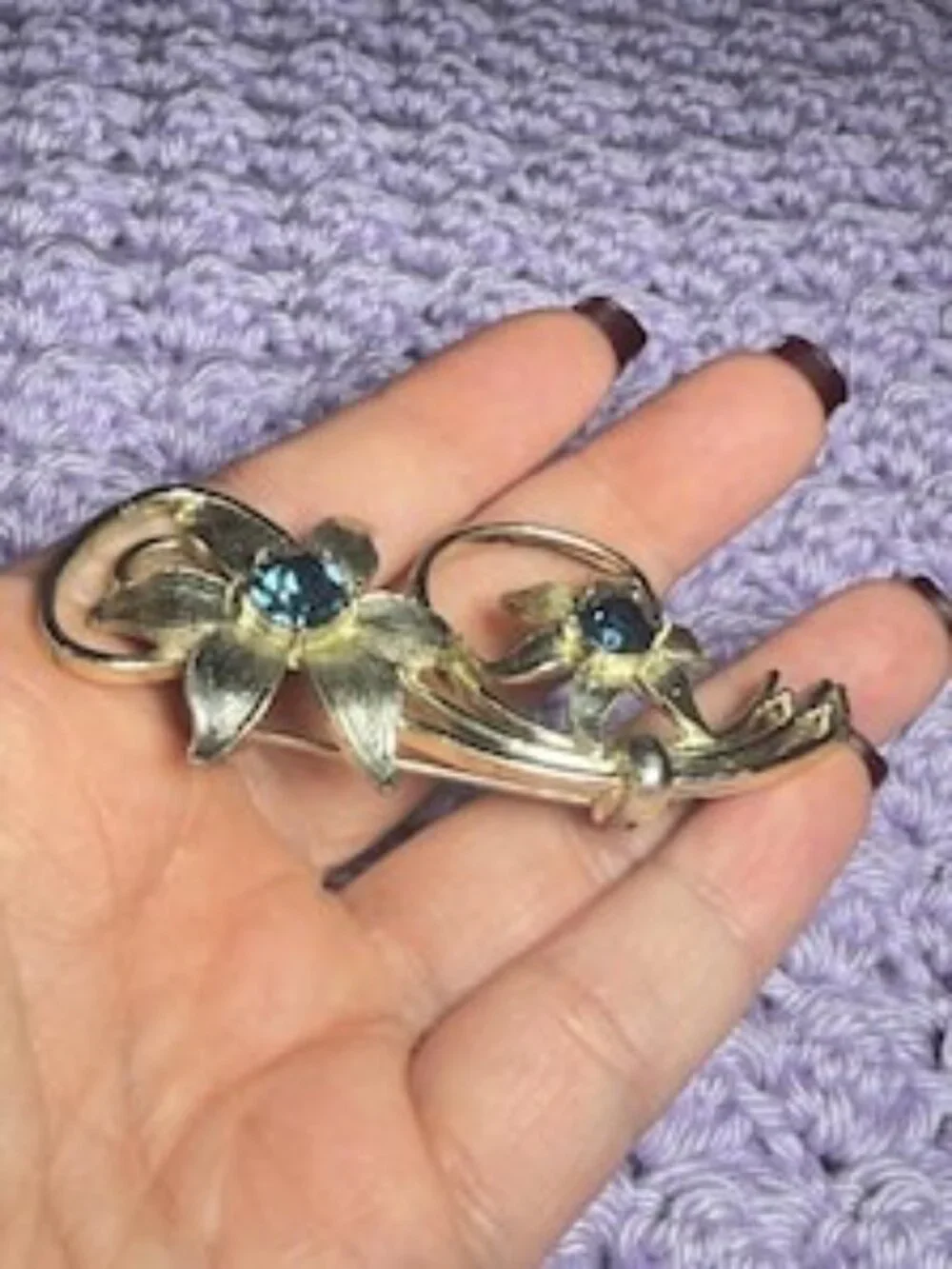 Vintage Blue Rhinestone Floral Brooch Silver Tone Flower Spray Pin 3 inches
